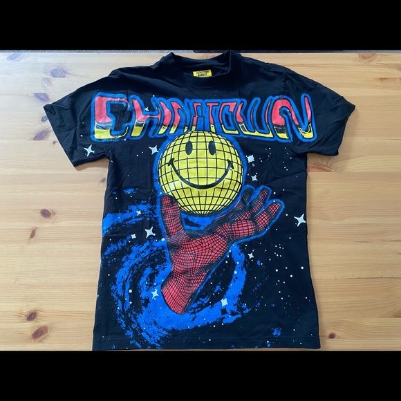 Chinatown Market T-Shirt - Picture 1 of 3